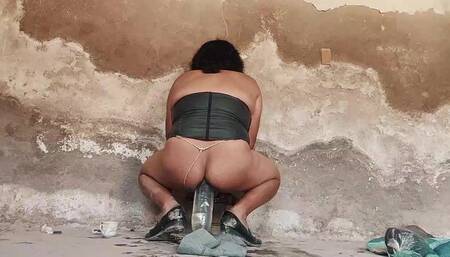 Peruvian whore Elizabeth inserts a giant soda bottle up her anus until it bursts