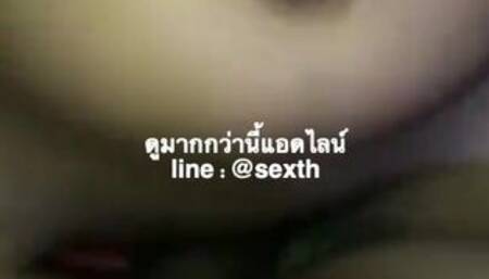 She Has an Orgasm While Cums All Over her Face