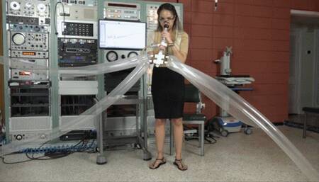 Lucy Blows Q350's on the Compact Multiflators (MP4 - 720p)