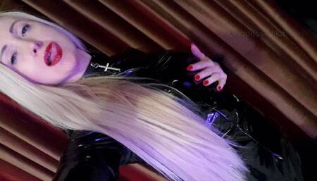 Valentine Pussy Serve