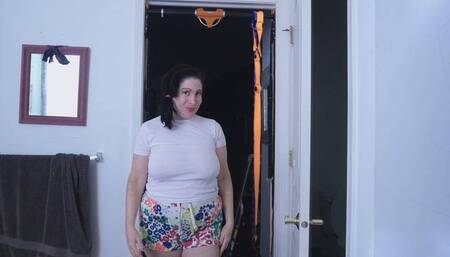 FRIYAY BEAUTIFUL BRUNETTE VIBES