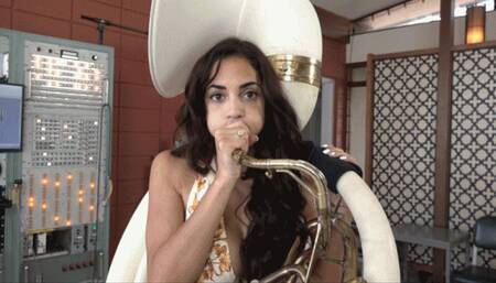 Eden Tries Out the Sousaphone (MP4 - 720p)