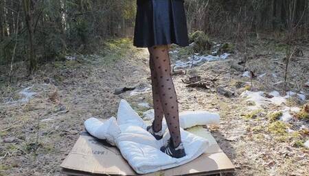 White Jacket Trample Outdoor WMV