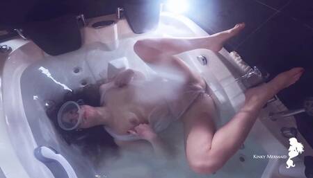 Wet auditions: Brigitte's casting