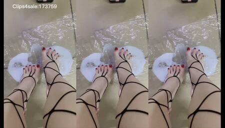 I can’t even resist the cover picture - hot toes overhanging feet