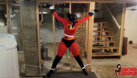 Calisa Bliss - ElastiGirl Bound and Pumped! (WMV Format)