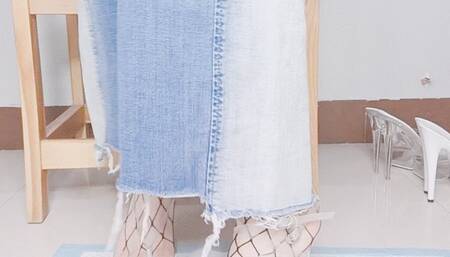 Fishnet platform sandals toes overhanging cum play