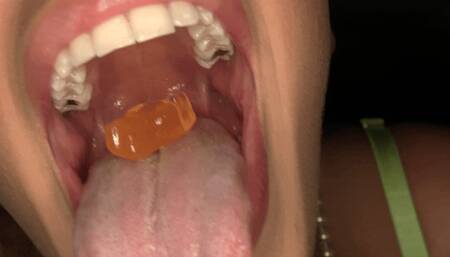 Sexy Scientists Devour Shrunken Gummy Experiments With Natalia Crimson & Nikki Brooks (SD 720p WMV)