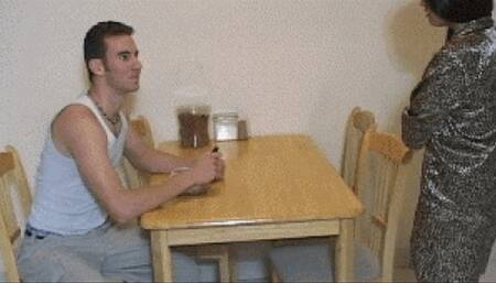 Kiss me love me smell me-SD