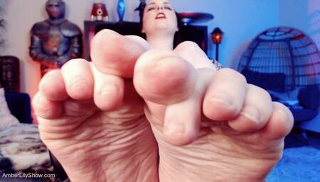 Bare Naked Toenails Guide Your Masturbation