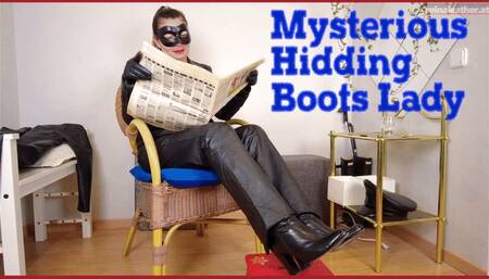 Mysterious hidding boots lady