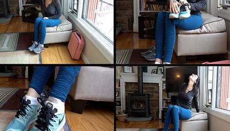 Daphne's Tight Shoes WMV