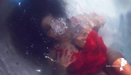 Wet auditions: Zafira's casting