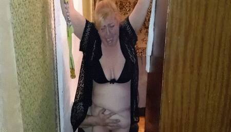 Puff her up for big stinky farts   MP4(1280*720)HD