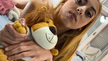 Amazingly beautiful super cute girl in her pyjamas gives an incredibly hot handjob