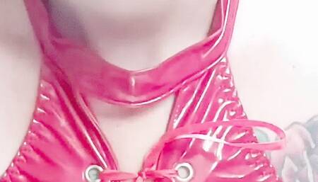 Close-up - Dangling - French Inspirations - Exhalations Nose - Red Lipstick - Black Nails - PVC Vinyl