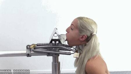 Liz Rainbow – deep throat predicament