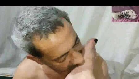 Worship my feet, bitch