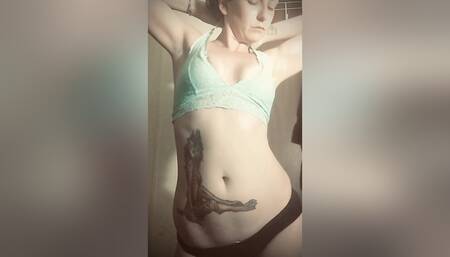 Sexy Girlfriend Striptease - Ladythetramp