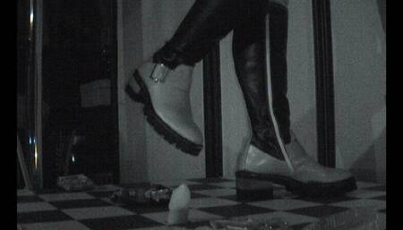 Tanja's new boots cause an early end of the session - Cam 3