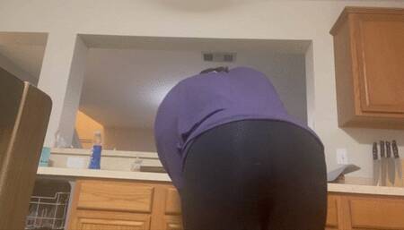 Mama is Lactose - Mamabooty