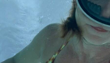 Carissa in Bikini Underwater "Ballet"