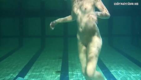 Underwater Show featuring squeeze's underwater movie