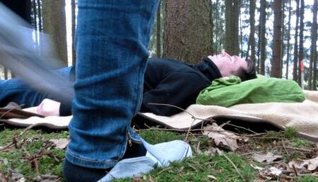 10th Session - Fun in the woods - Clip 2