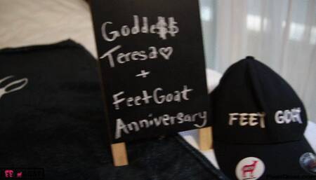 Goddess Teresa returns for EPIC sexy FOOTJOB and HANDJOB with cum on soles!