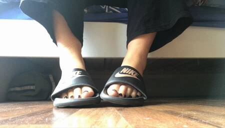 Clean My Flip Flops | FR |