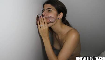 Arabian dark nip cock swallower in glory hole