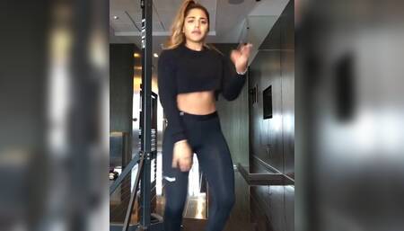 Gabriela Bandy Twerking