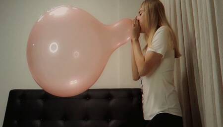 Alla makes a B2P balloon 17 inches sitting on a fitness ball!!!