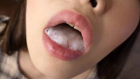 初撮 不間斷中出4発射精遊戲12列