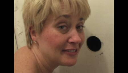 Cougar Tracy Comes To Hole With Her Boy Toy Sucks Her 2nd Stranger Cock! (mp4)