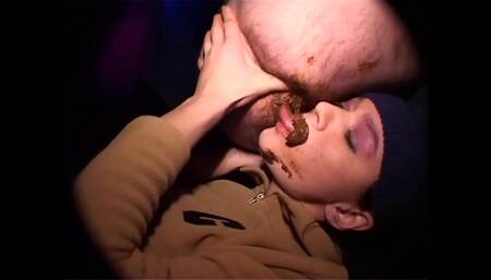 Rimming a shitty hole