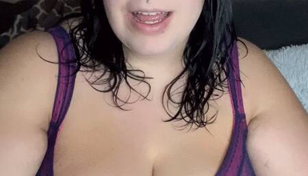 Kennedy Jiggles a Whole lot