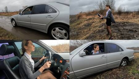 Real estate agent arrives at the location and gets stuck