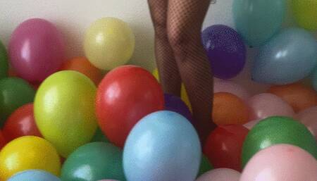 Balloon Mass pop with pin