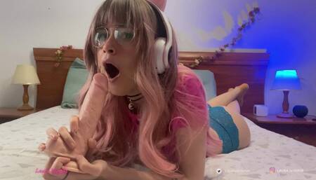 Kawaii girl does gluttonous blowjob for the camera I big cock - Laura Nynphe