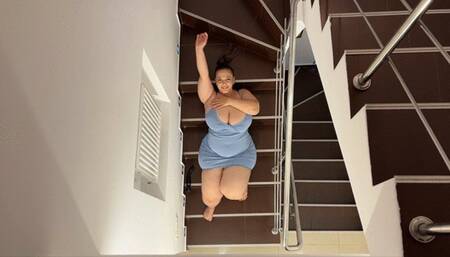 Magic wand orgasm on stairs