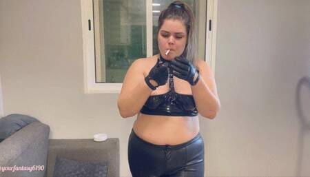 Smoking with leather gloves