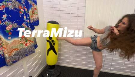 Little Rampage Lift and carrys Terra Mizu