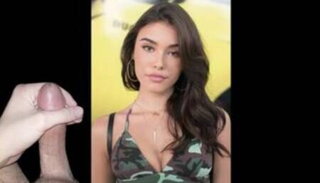 MADISON BEER TAKING A HUGE CUMSHOT
