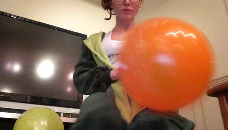 Le_lea - Hd Blowing Balloons