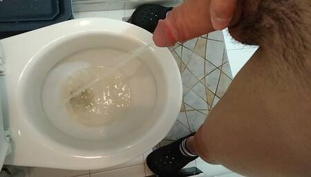 Huge pissing