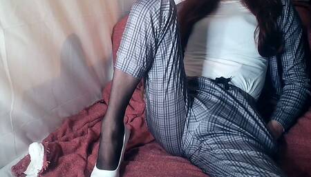 I need a discreet man for a date