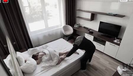 Kinky house cleaner fucks that lovely chick in the bedroom