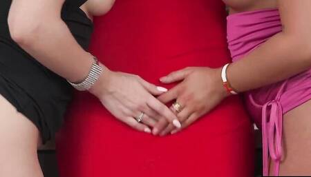 Three ravishing babes are fingering and licking in this threesome