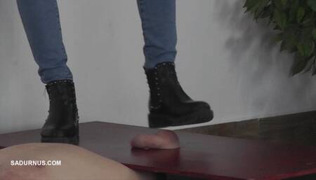 Mistress Amanda happy finishing crush! wmv